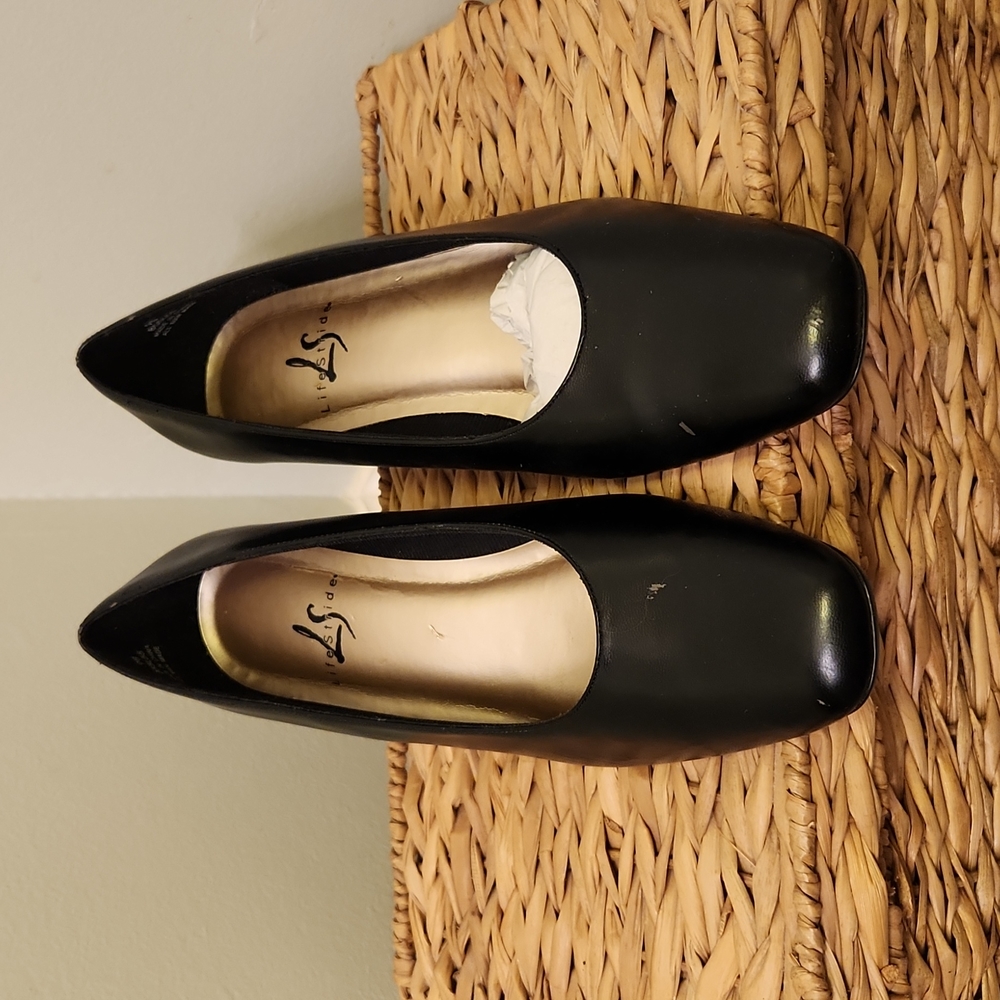 Black Basic Pumps - image 2